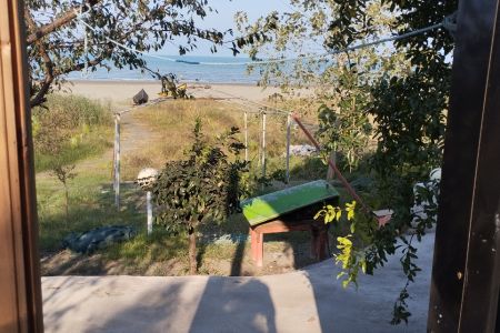 کلبه ساحلی در بندرانزلی - علی آباد کپورچال