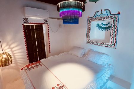 بوم گردی نزدیک دریا در قشم - گاچو - خلقت