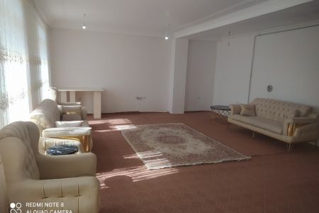 اجاره خانه مبله در جلفا - طبقه دوم