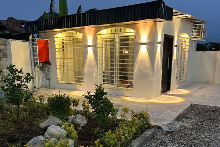 اجاره سوئیت حیاط دار در چالوس - گیل کلا