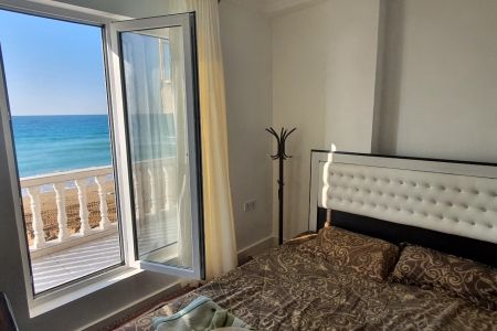 خانه رو به دریا در کنگان - بندرسیراف