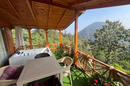 اجاره کلبه چوبی جنگلی در رامسر - کلک