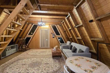 كوخ سويسري للإيجار في چمستان - بيلوفيتش