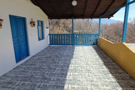 استئجار جناح مفروش في طريق التوير چالوس - روز