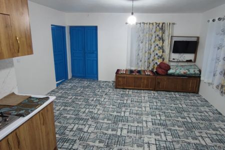 استئجار جناح مفروش في طريق التوير چالوس - روز