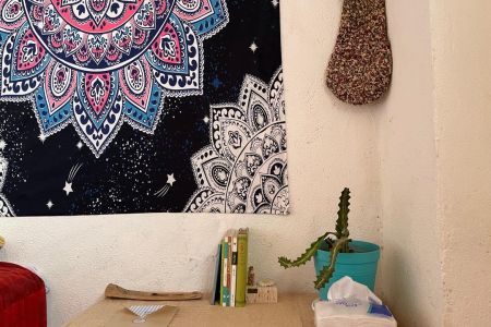 بوم گردی در هرمز - جنب موزه نادعلیان - موج