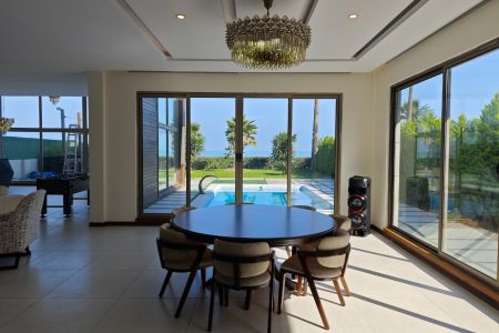 ویلای دوبلکس ۵ خوابه در رویان - پلاک اول دریا