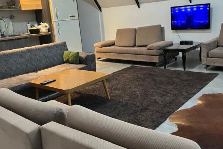 اجاره کلبه سوئیسی در کردان - باغبان کلا