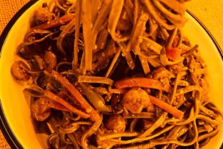 بوم گردی در هرمز - جنب موزه نادعلیان - مغ