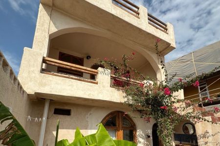 خانه با معماری بومی در جزیره هرمز - همکف