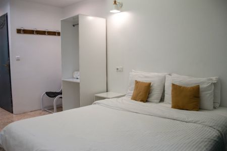 رزرو هاستل در اصفهان - دبل تراس دار