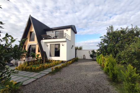 اجاره کلبه سوئیسی استخردار در سرخرود - سیرجارون