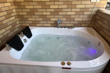 کلبه سوئیسی در نشتارود - پل سرا - واحد ۱ یا ۲