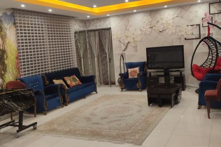 ویلا استخردار با حیاط دلباز در جاده سهیلیه