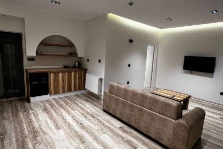 هتل آپارتمان در کلاردشت - واحد وی آی پی - همکف