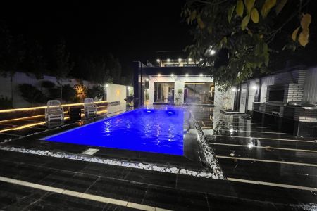 ویلا دوبلکس استخردار در چهارباغ