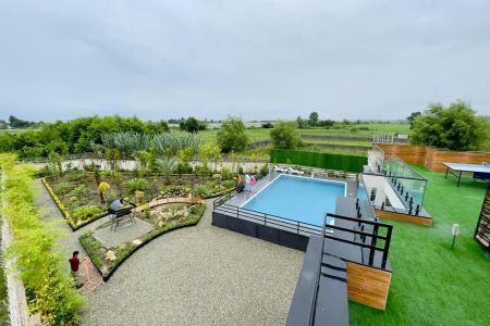 فيلا بمسبح وحديقة على السطح في رامسر