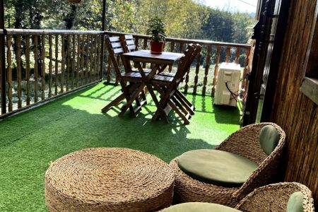 کلبه جنگلی با نمای بامبو در حومه لاهیجان