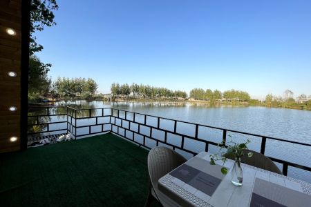 کلبه سوئیسی لب آب در ابوالحسن آباد سرخرود - واحد۱