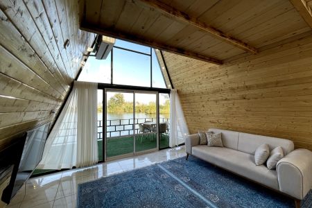 کلبه سوئیسی لب آب در ابوالحسن آباد سرخرود - واحد۱