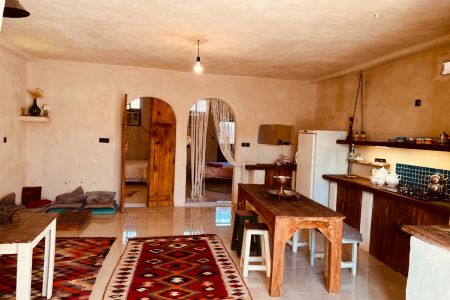 خانه با معماری بومی در جزیره هرمز - همکف