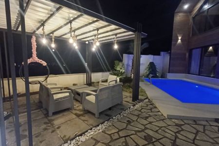 ویلا دوبلکس استخردار در رامسر - سادات شهر