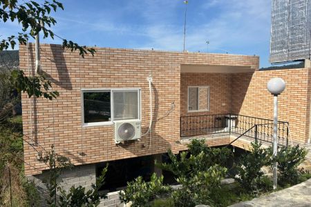 خانه ویلایی در لفور - درزیکلا