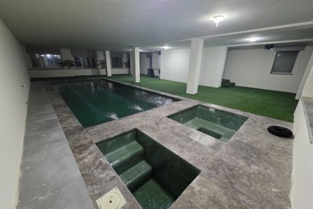 عمارت ۶ خواب با امکانات ورزشی و تفریحی در کلاردشت