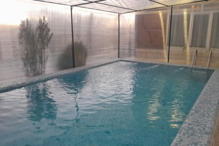 ویلا استخردار در چهارباغ - ابراهیم آباد