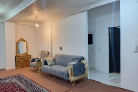 اجاره خانه مبله در جلفا - طبقه دوم