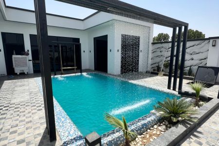 ویلا استخردار در چهارباغ - عرب آباد خسروی