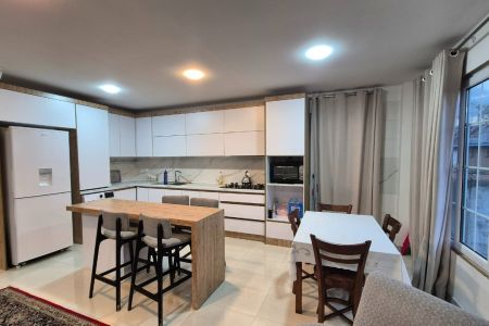 اجاره خانه ویلایی در سراوان - قاضیان