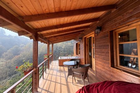 اجاره کلبه جکوزی دار در رامسر - رمک