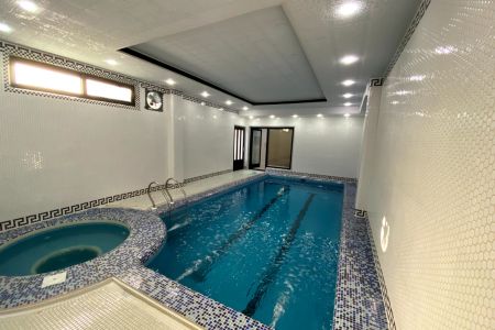 ویلا با استخر و جکوزی در چالوس - فرج آباد