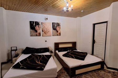 سوئیت با حوضچه آبگرم در رینه - آبگرم - ط۲