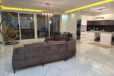 بنتهاوس على شاطئ البحر في نوشهر - رقم 1 - الوحدة 1