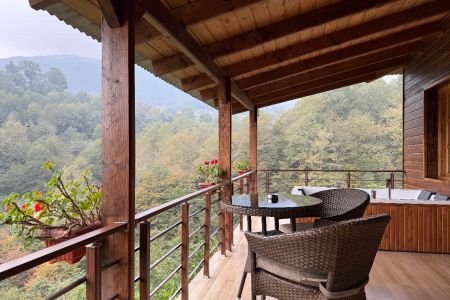 اجاره کلبه جکوزی دار در رامسر - رمک