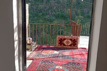 خانه بالکن دار در پاوه - نودشه - طبقه اول