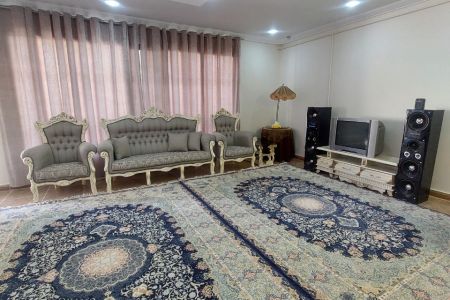 ویلا استخردار در چهارباغ - عرب آباد خسروی