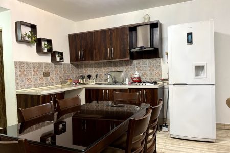 اجاره ویلا تمیز در انزلی نزدیک به مرکز خرید ستاره شمال