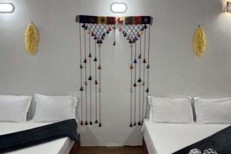 رزرو بوم گردی در قشم - سهیلی - اتاق شقایق