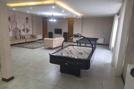 اجاره ویلا استخردار در چهارباغ - زعفرانیه