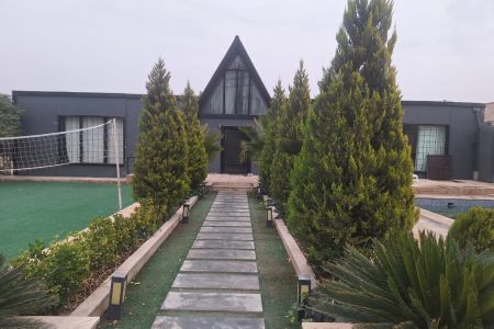 اجاره ویلا استخردار در چهارباغ - زعفرانیه