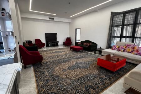 اجاره ویلا استخردار در چهارباغ