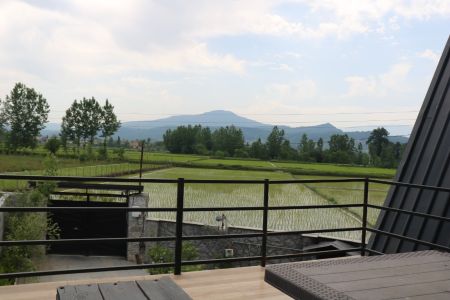 کلبه سوئیسی با جکوزی در بابلکنار - شیردارکلا