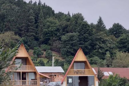 کلبه سوئیسی جکوزی دار در بابلکنار - قران تالار