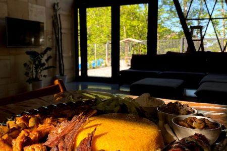 کلبه با طراحی خاص در شاندرمن - طالب دره