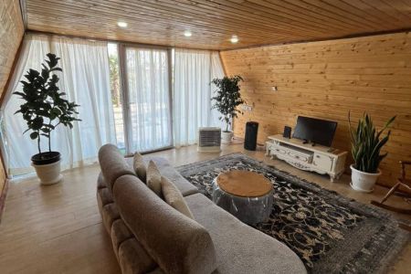 کلبه سوئیسی با وان جکوزی در عباسکلا چالوس