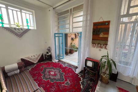 خانه پری دخت با نمای کاهگلی در شیراز - همکف