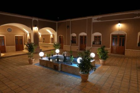 بومگردی در ابوزیدآباد - محمدآباد - اتاق ۸